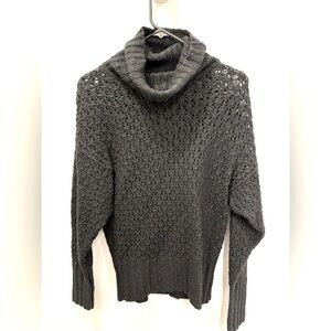 EUC Victoria’s Secret Moda International Pattern Knit Wool Turtleneck